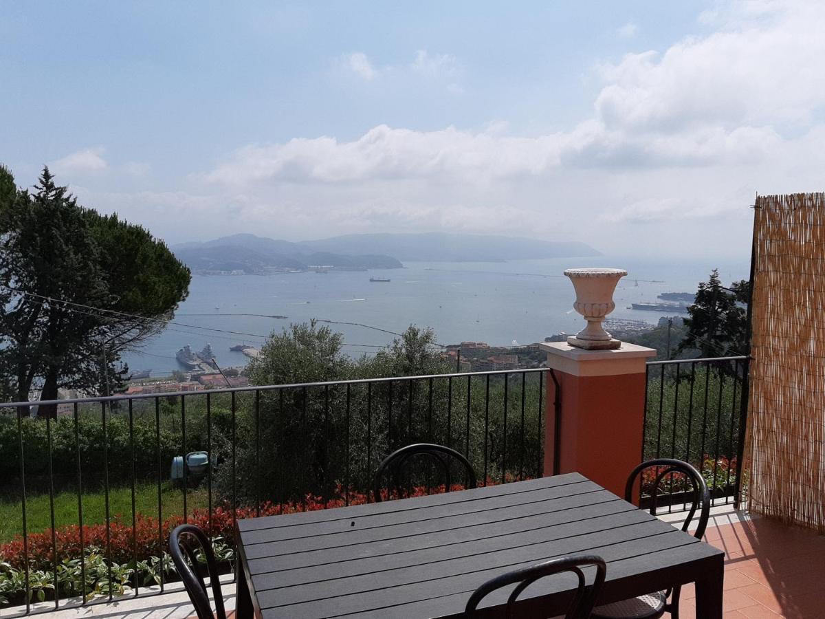 Villa Bellosguardo Apartments Специя Экстерьер фото