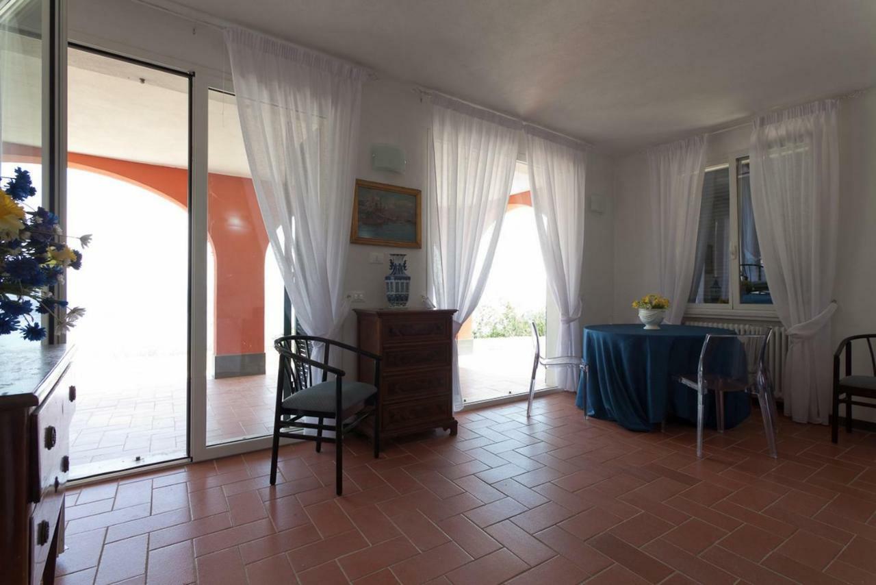 Villa Bellosguardo Apartments Специя Экстерьер фото